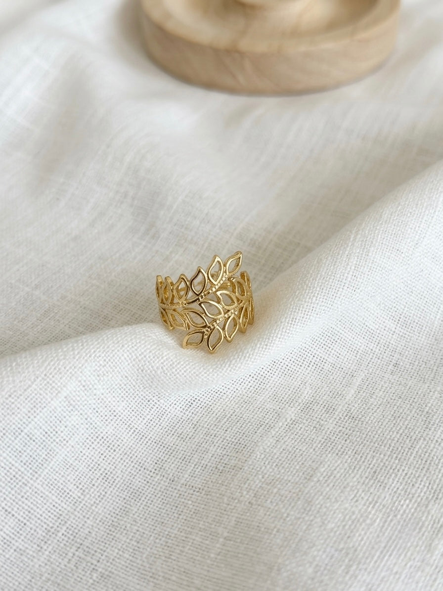 Anti-Tarnish Gold Leaf Finger Ring Adjustable Size