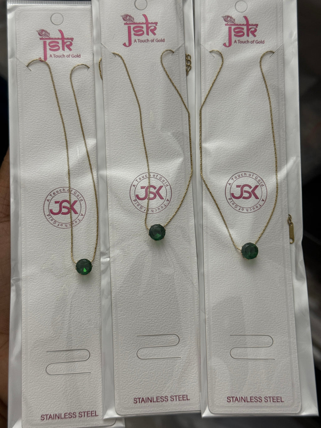 Anti-Tarnish Gold Green Stone Pendant Necklace