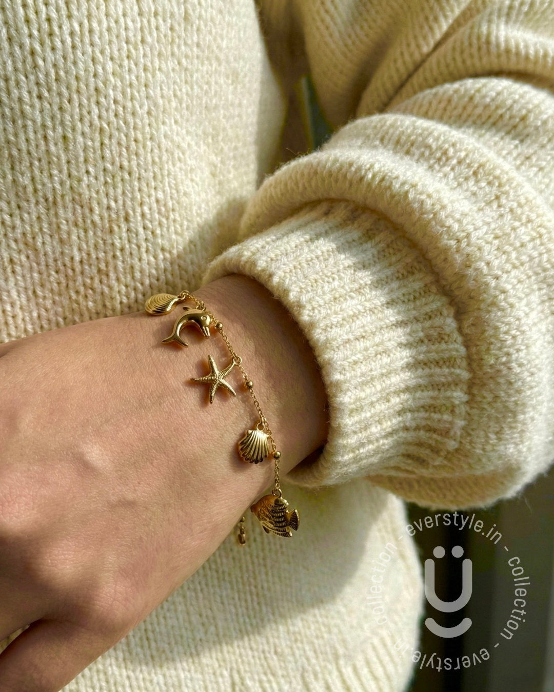 Anti-Tarnish Gold Charms Adjustable Bracelet
