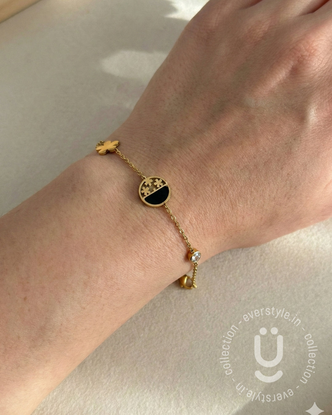 Anti-Tarnish Gold Flower Adjustable Bracelet