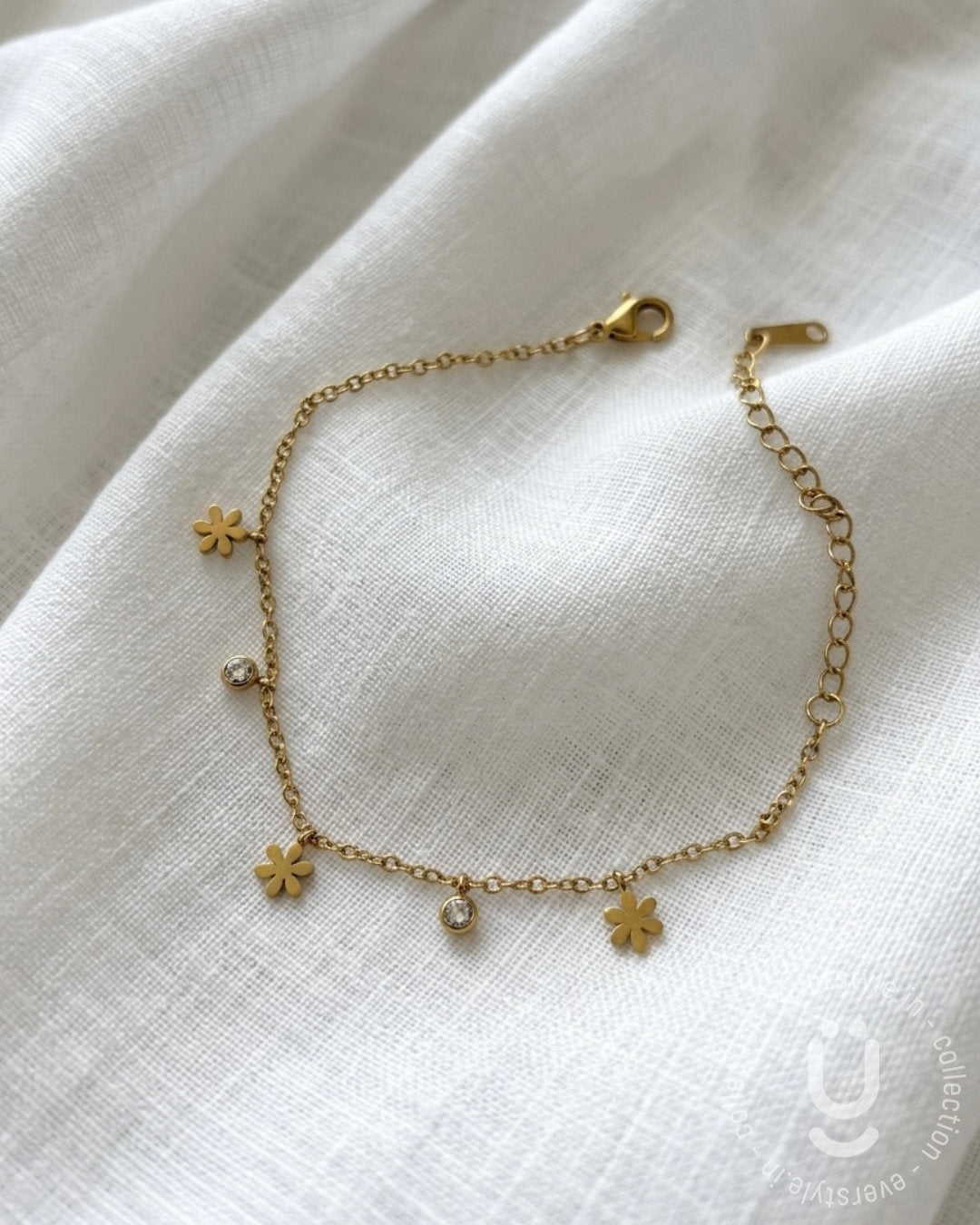 Anti-Tarnish Gold Flower Stone Adjustable Bracelet