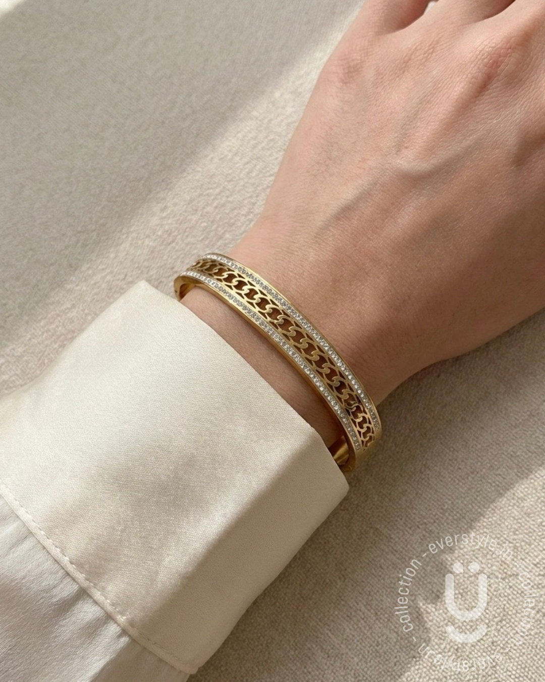 Anti-Tarnish Gold Bangle Adjustable Size Medium
