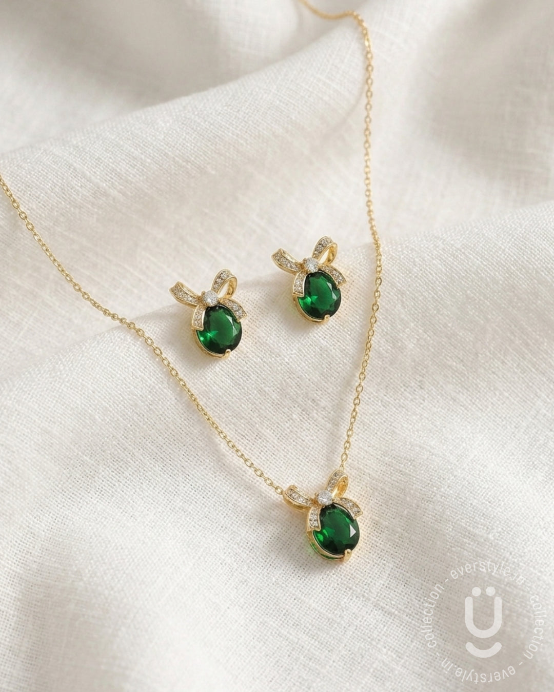 Anti-Tarnish Gold Green A.D Stone Necklace Set