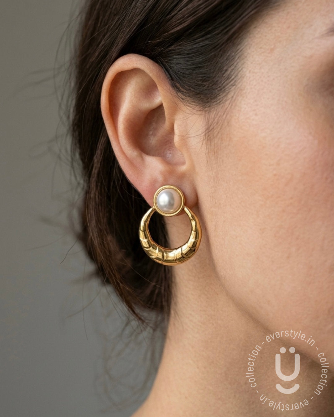 Anti-Tarnish Gold Pearl Stud