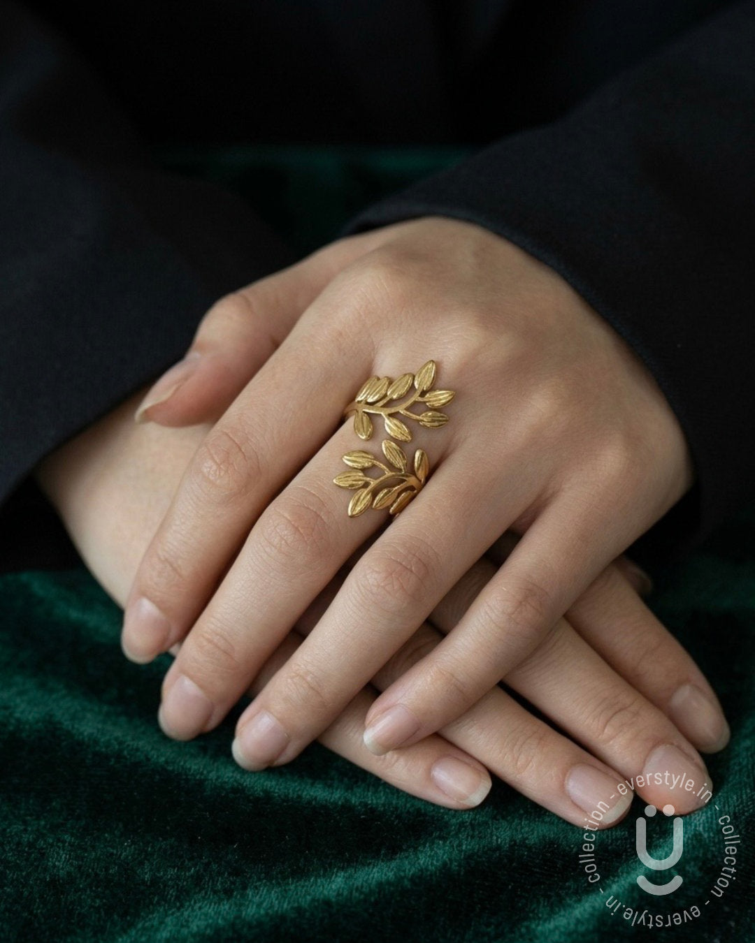 Anti-Tarnish Gold Leaf Finger Ring With Adjustable Size