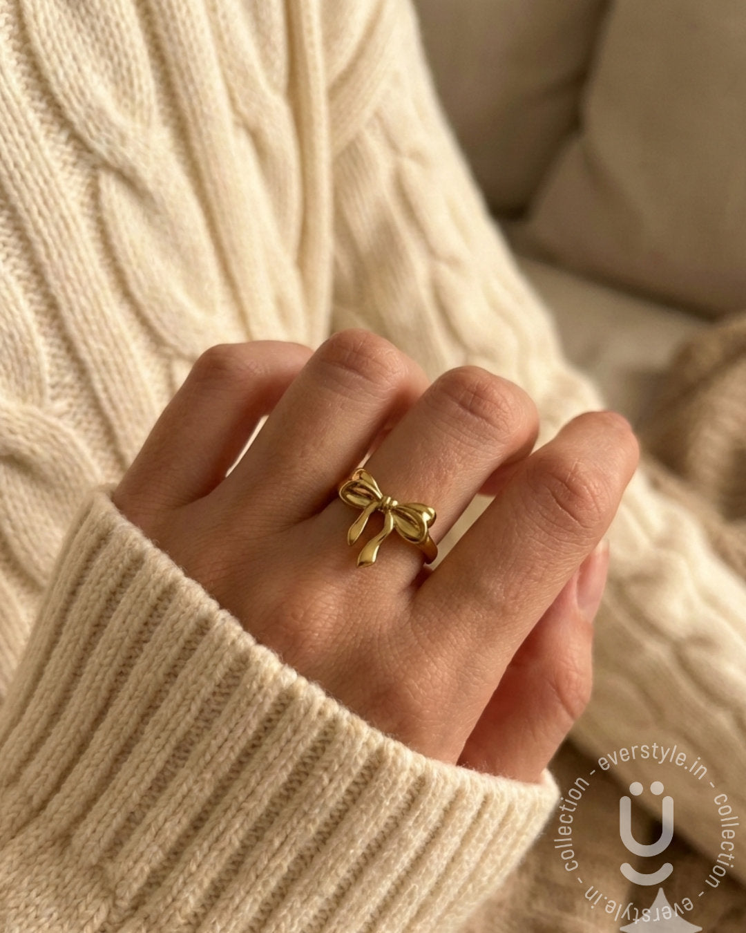 Anti-Tarnish Gold Bow Finger Ring With Adjustable Size