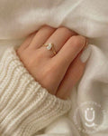 Anti-Tarnish Gold V Stone Finger Ring Adjustable