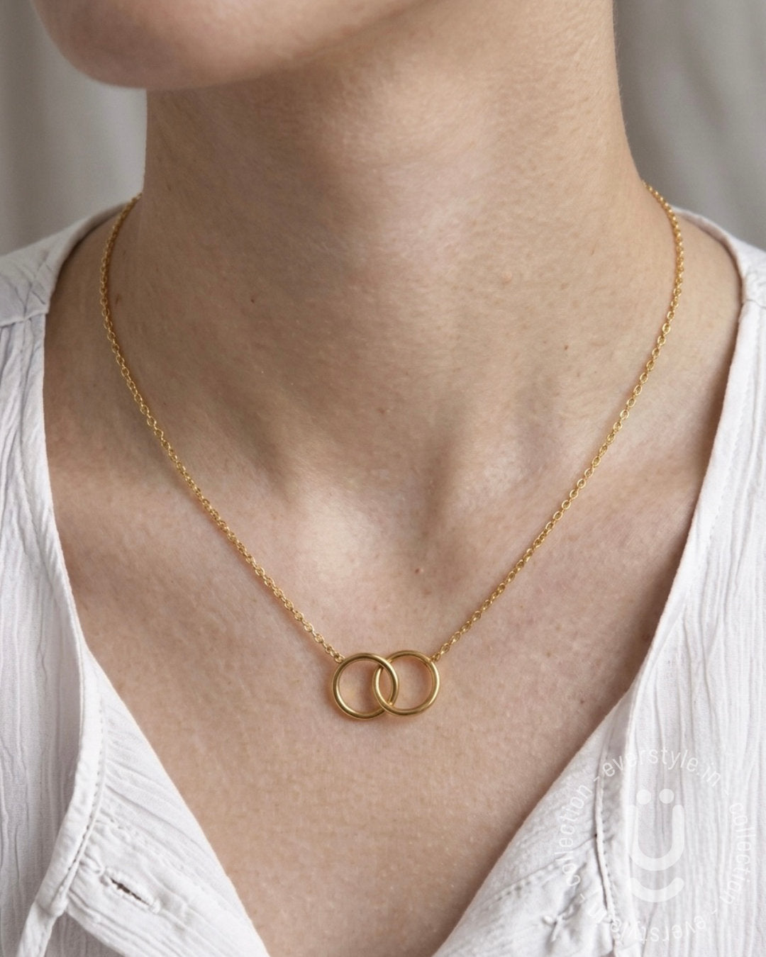 Anti-Tarnish Gold Double Round Pendant Necklace