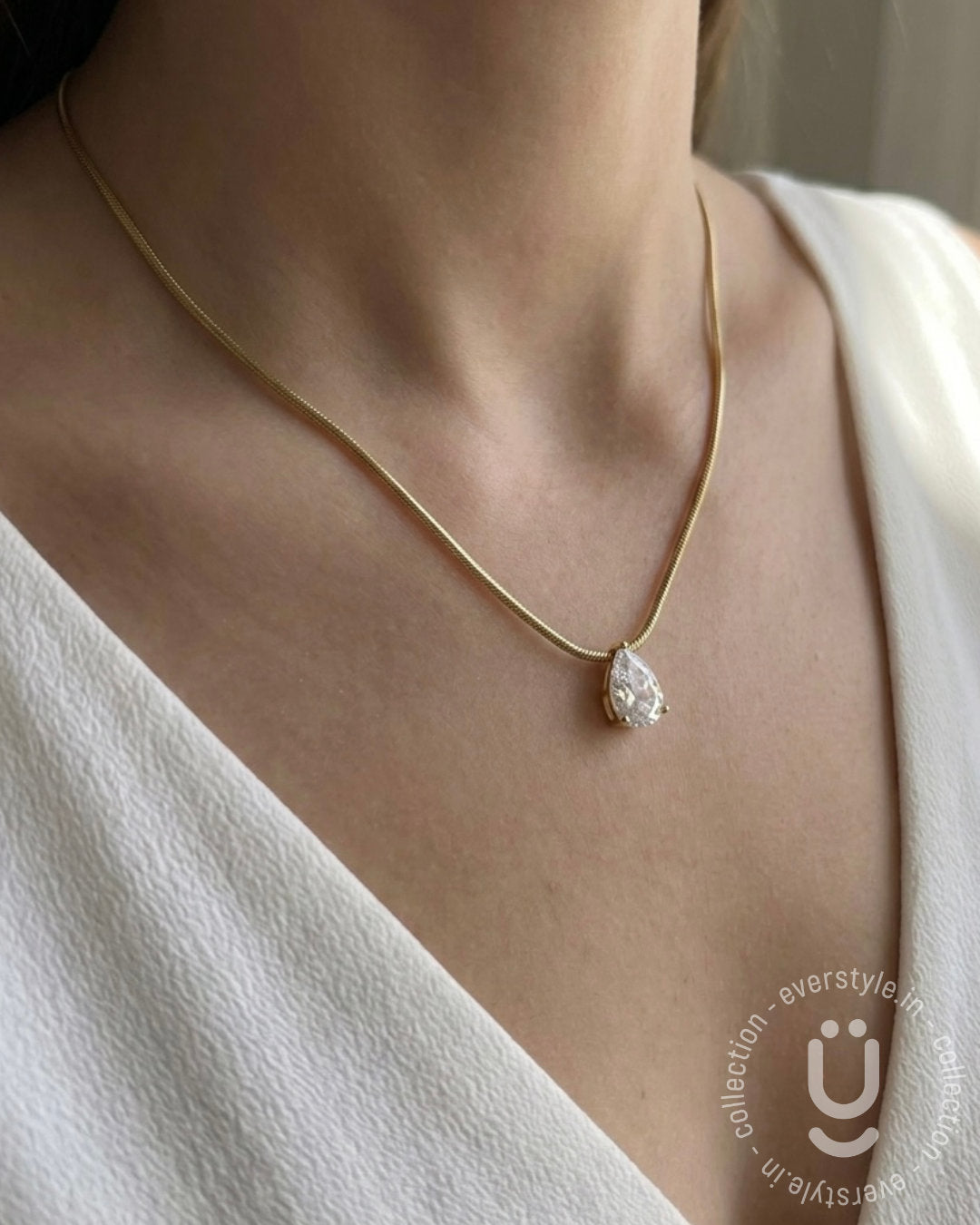 Anti-Tarnish Gold White Drop Diamond Pendant Necklace
