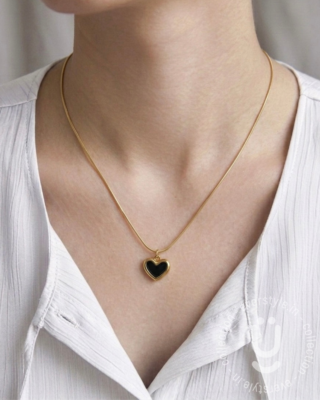 Anti-Tarnish Gold Black Heart Pendant Necklace