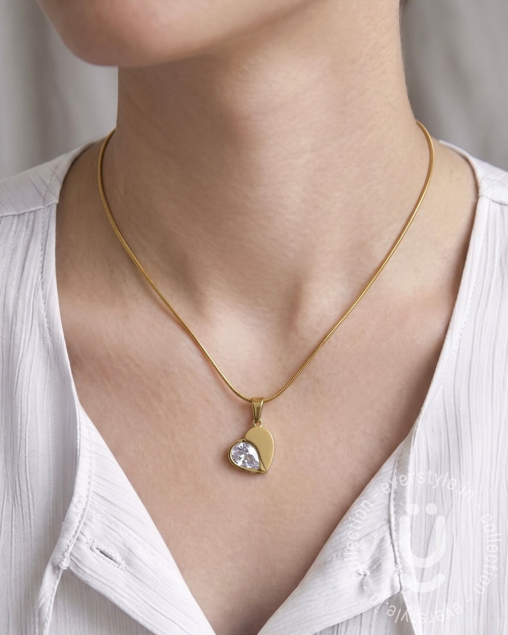 Anti-Tarnish Stone Heart Pendant Necklace