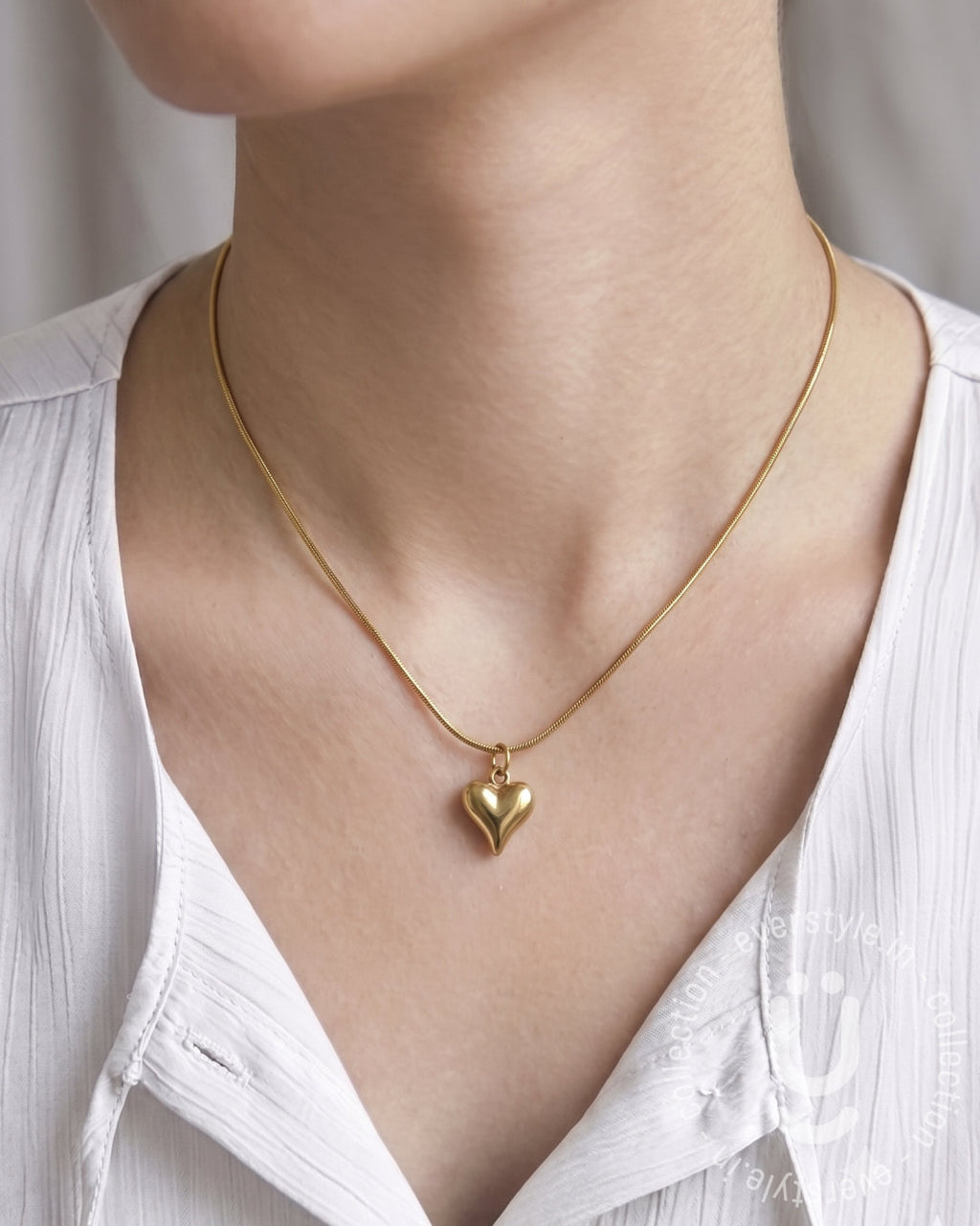 Anti-Tarnish Gold Heart Pendant Necklace
