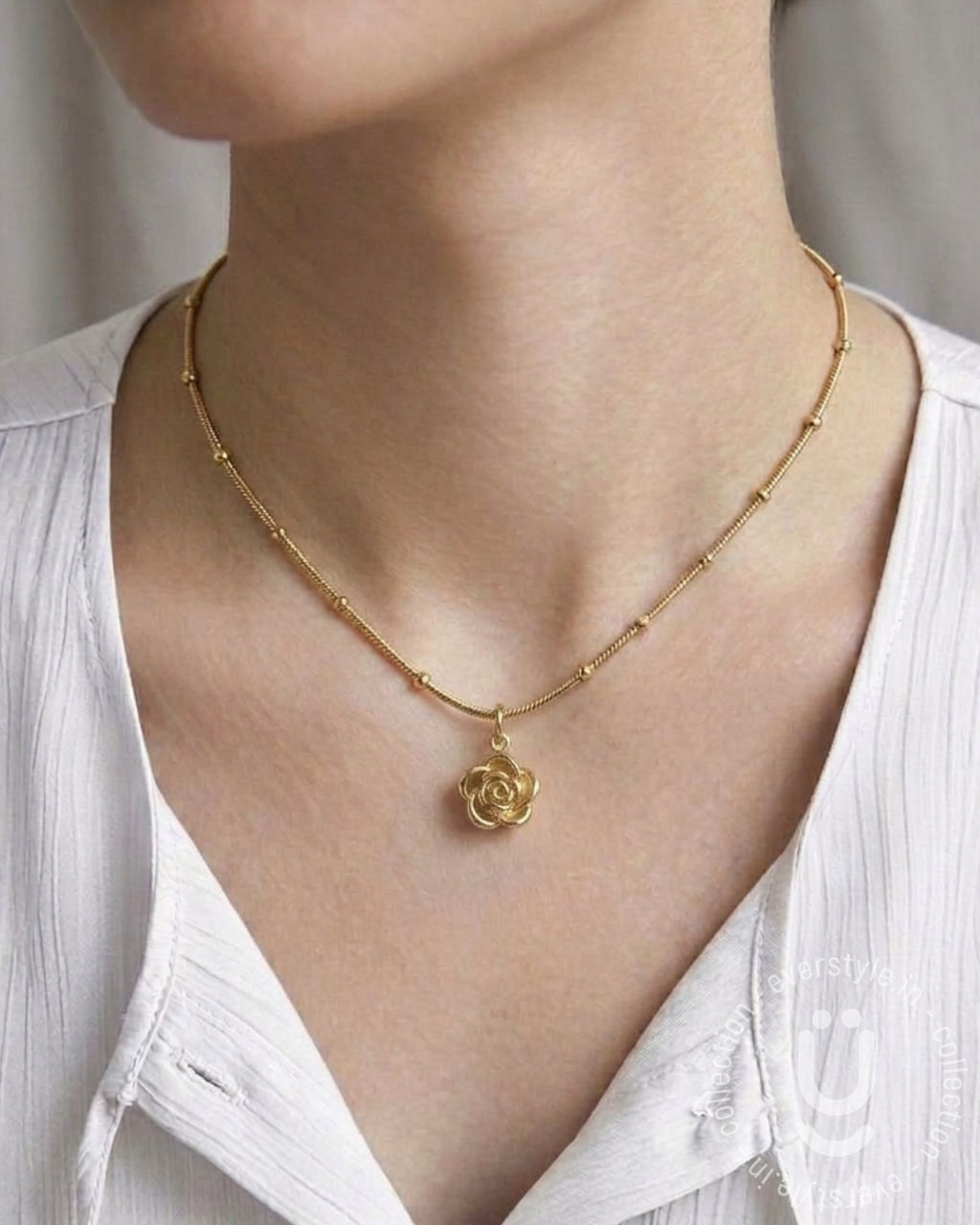 Anti-Tarnish Gold Rose Pendant Necklace
