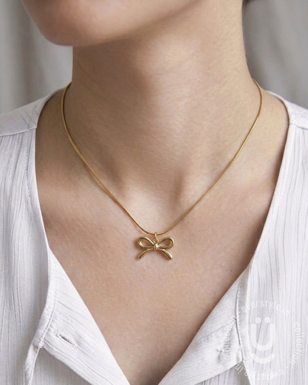 Anti-Tarnish Gold Bow Pendant Necklace